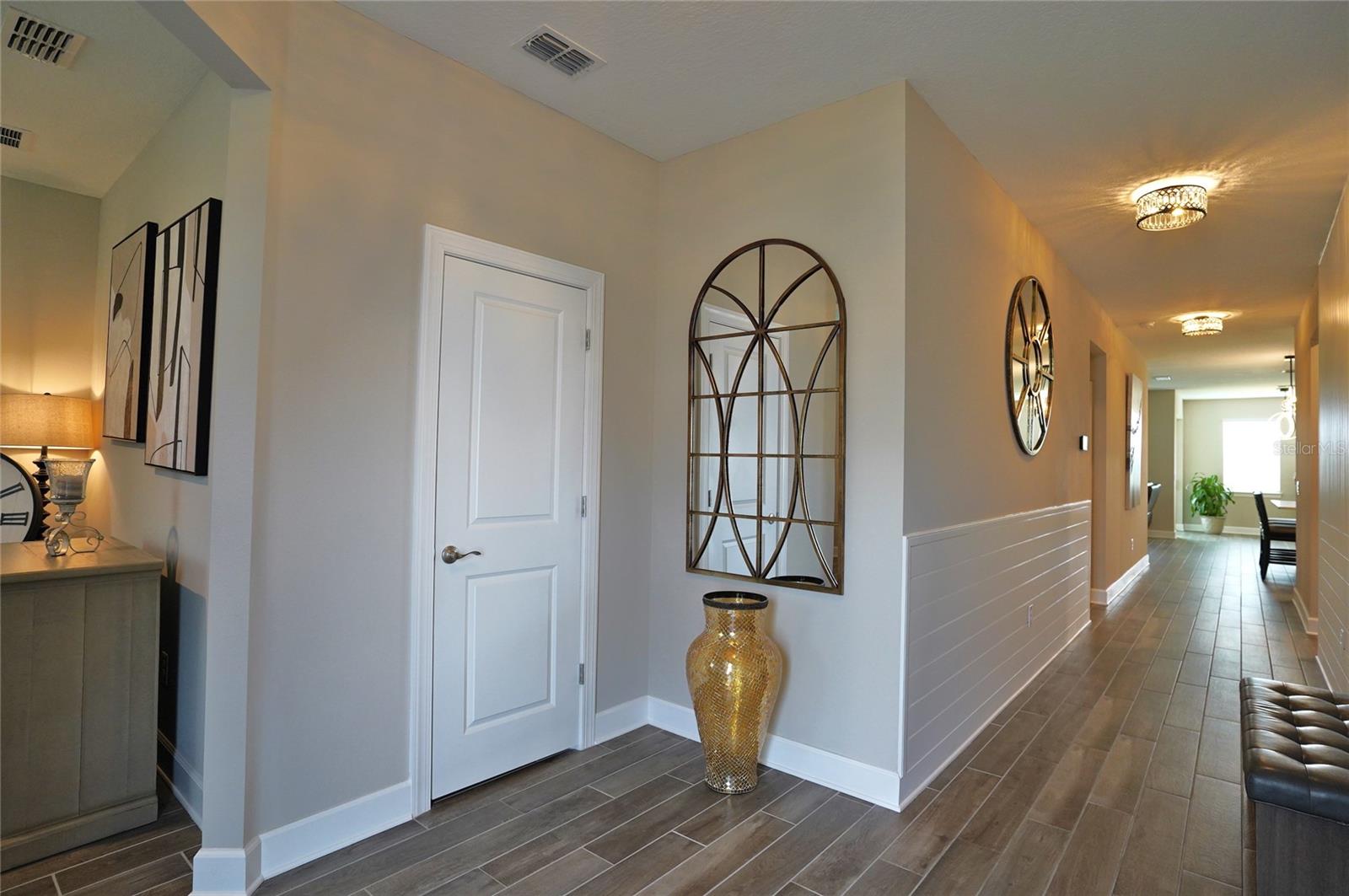 Image 11 of 100 For 286 Daylily Boulevard