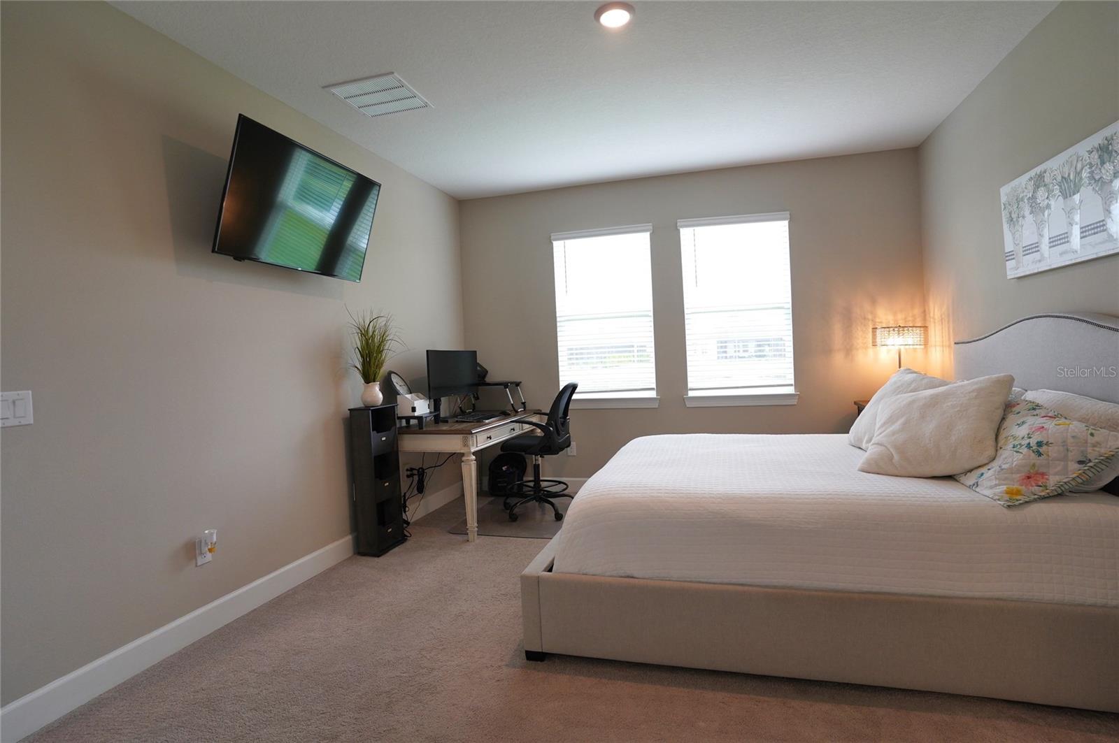 Image 26 of 100 For 286 Daylily Boulevard