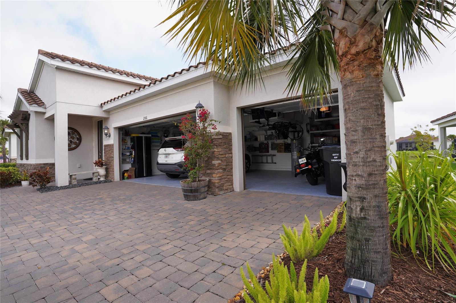 Image 35 of 100 For 286 Daylily Boulevard