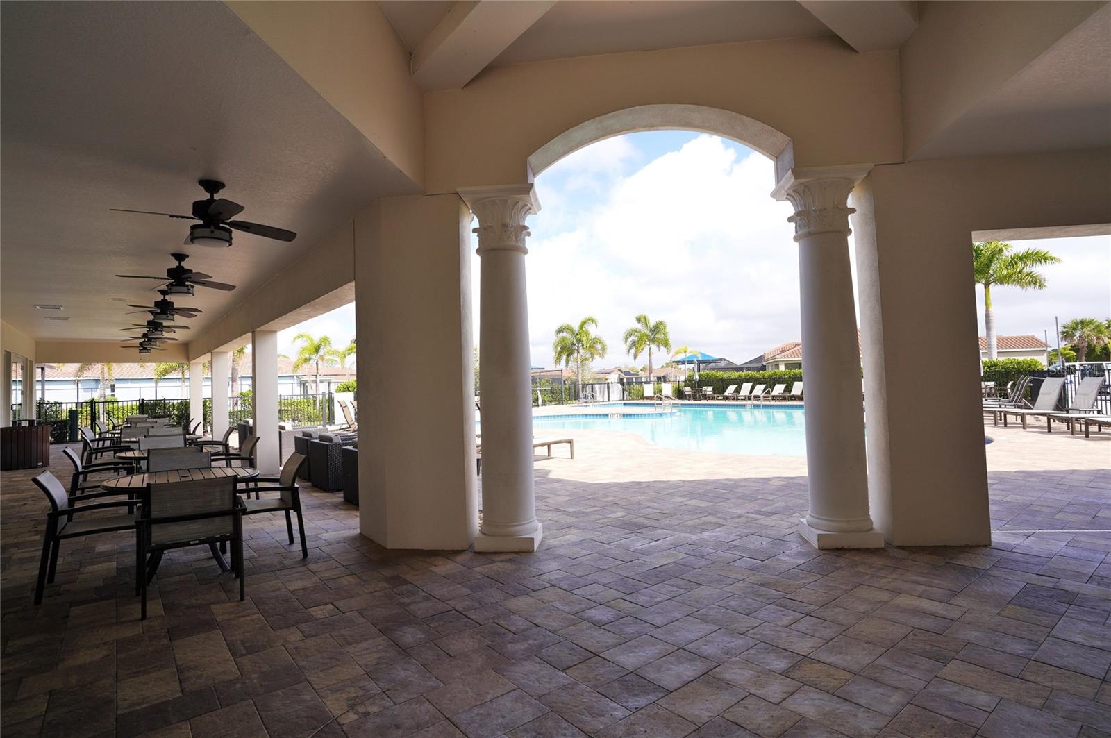 Image 47 of 100 For 286 Daylily Boulevard