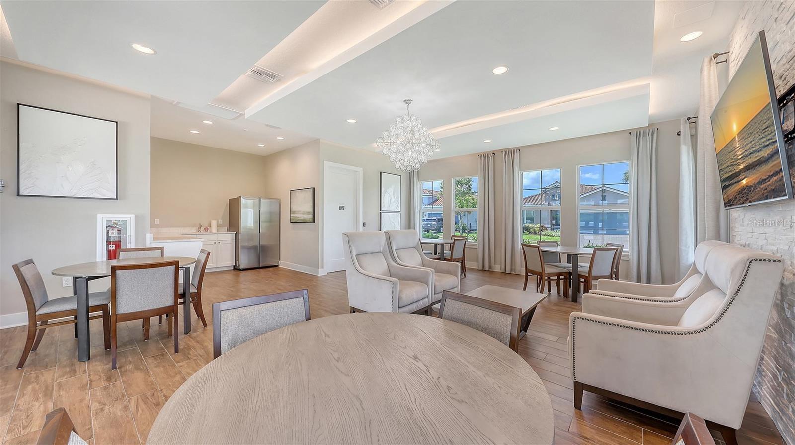 Image 56 of 100 For 286 Daylily Boulevard