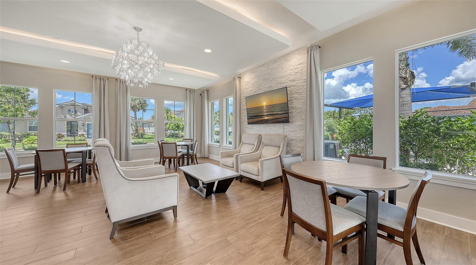 Image 57 of 100 For 286 Daylily Boulevard