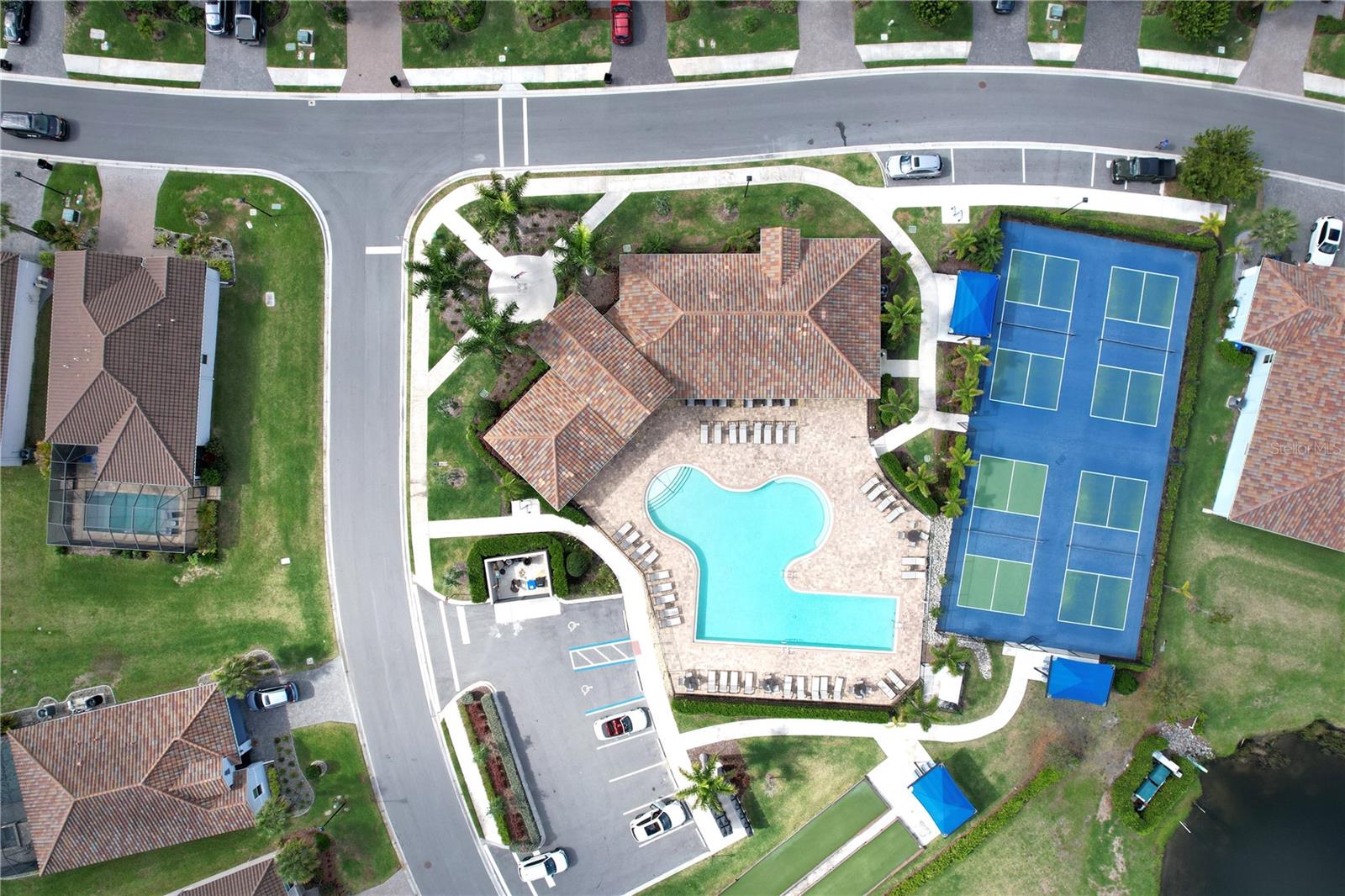 Image 71 of 100 For 286 Daylily Boulevard