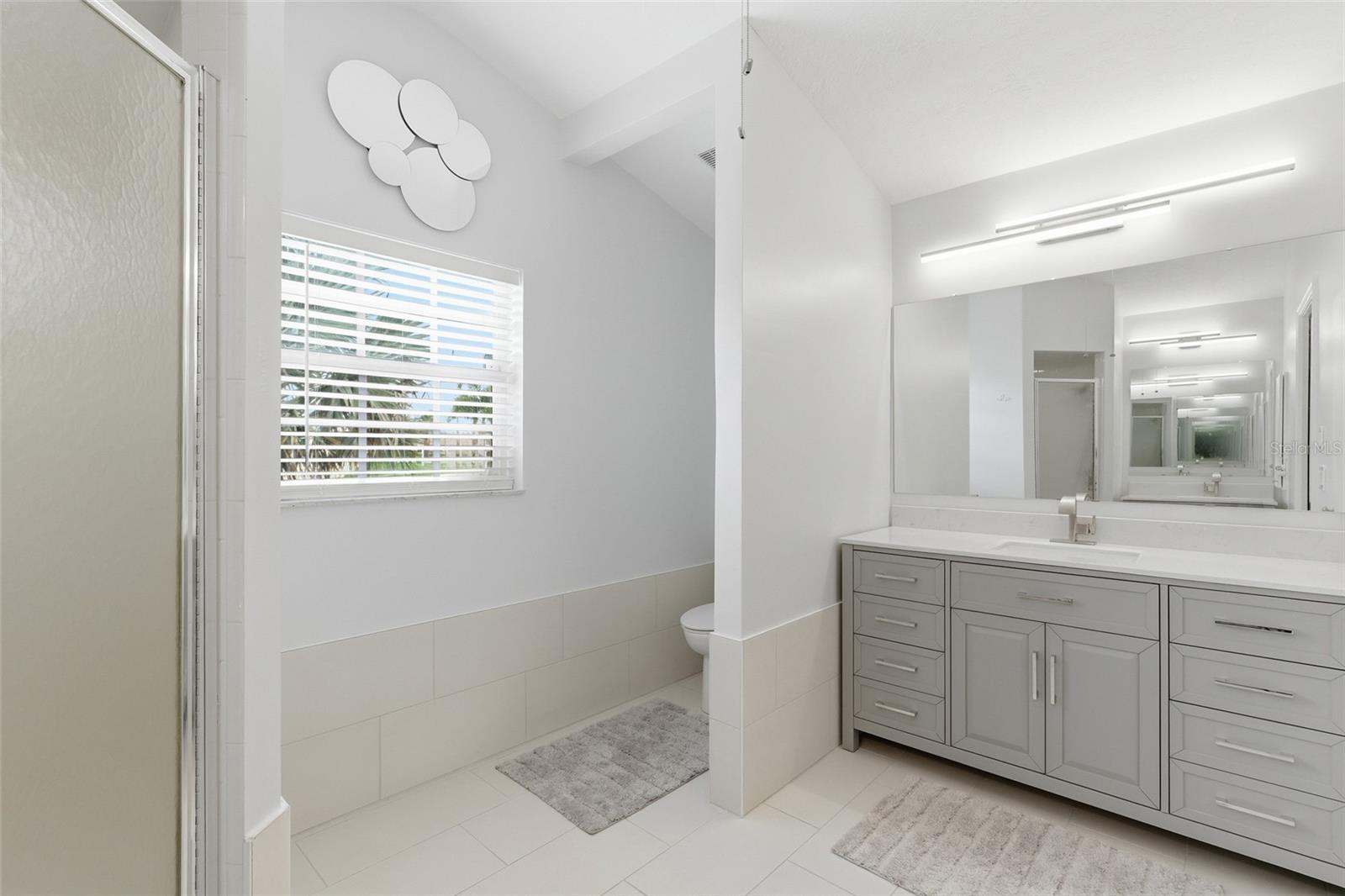 Image 16 of 29 For 5001 Richmond Terrace