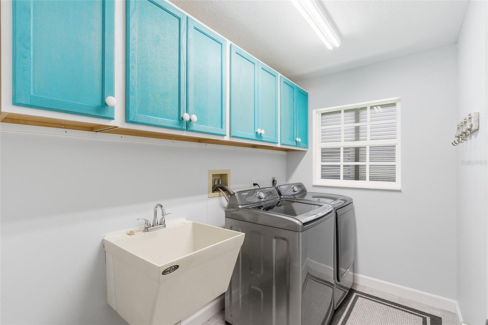 Image 24 of 29 For 5001 Richmond Terrace