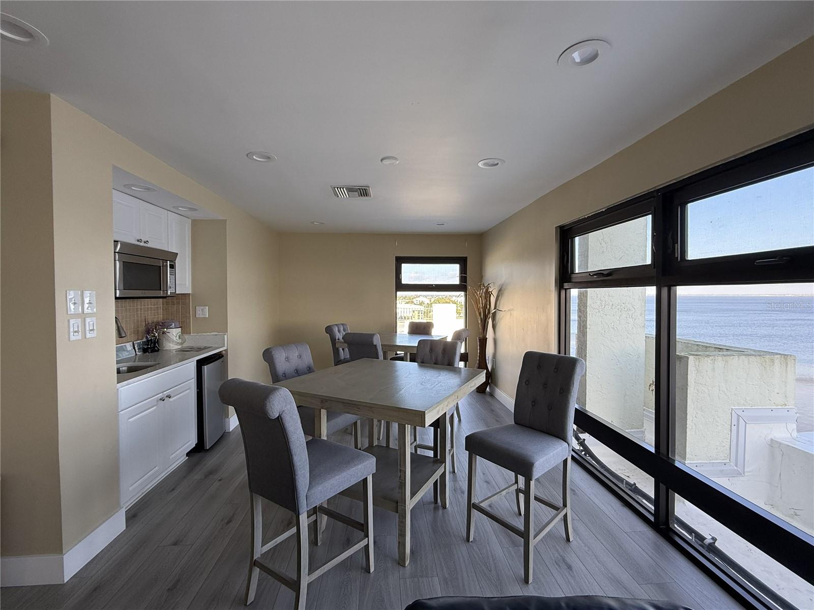 Image 36 of 50 For 1500 Park Beach Circle 5g