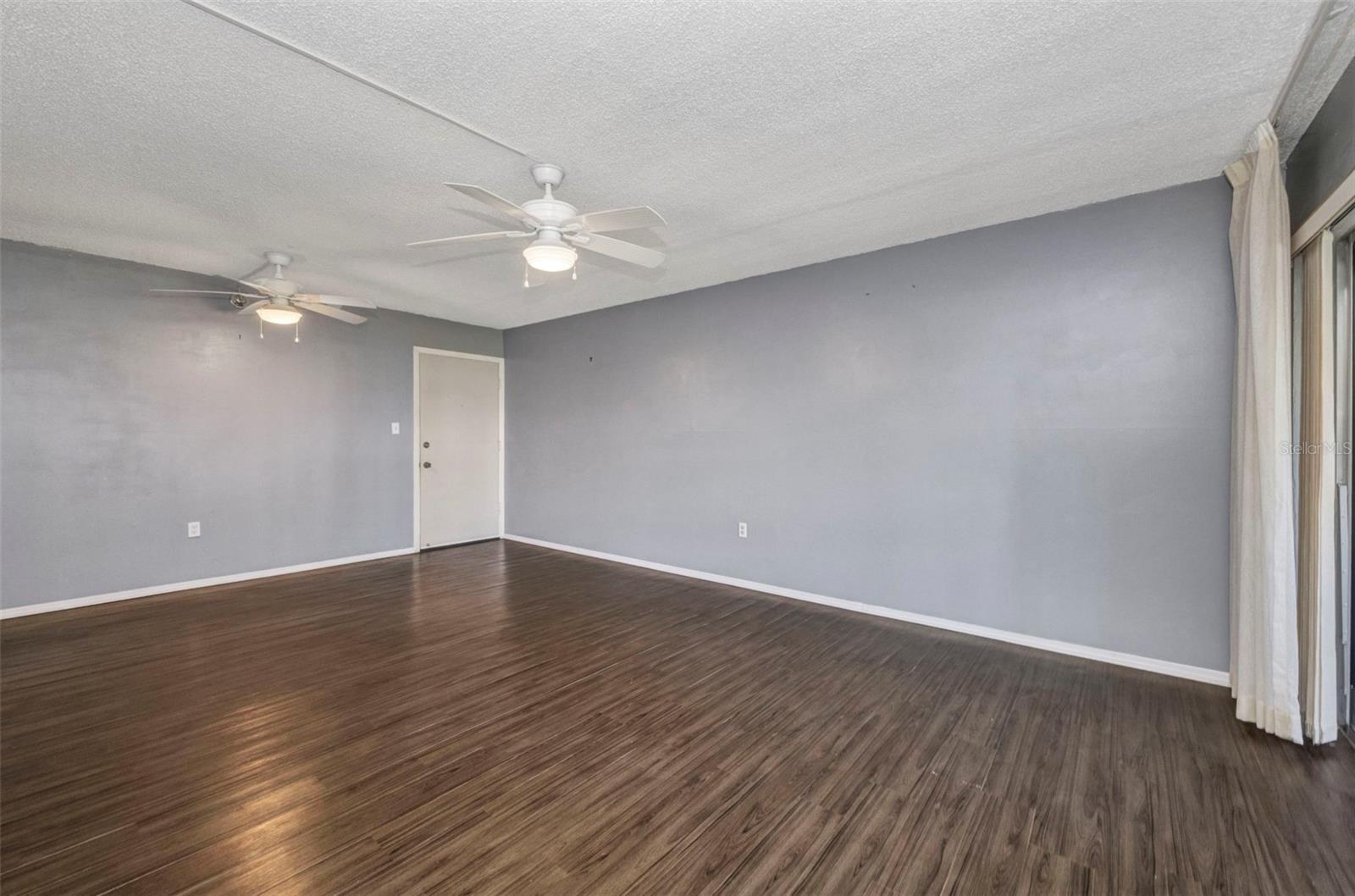 Image 11 of 54 For 2437 Harbor Boulevard 114