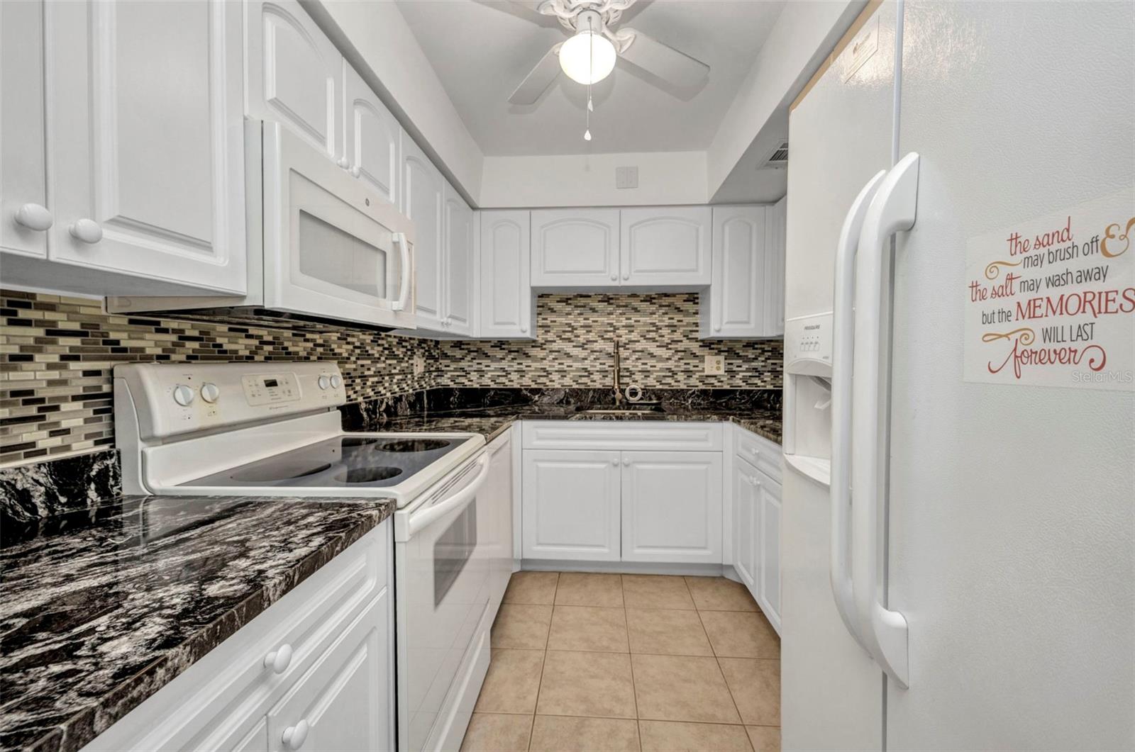 Image 19 of 54 For 2437 Harbor Boulevard 114