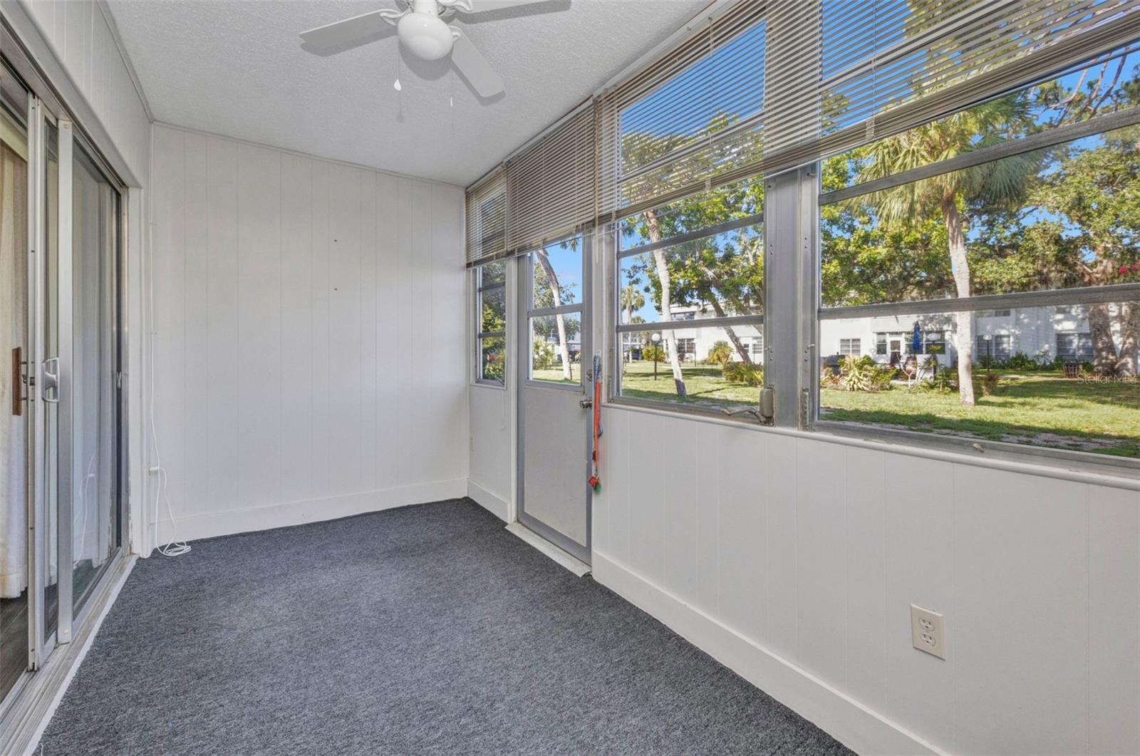 Image 41 of 54 For 2437 Harbor Boulevard 114