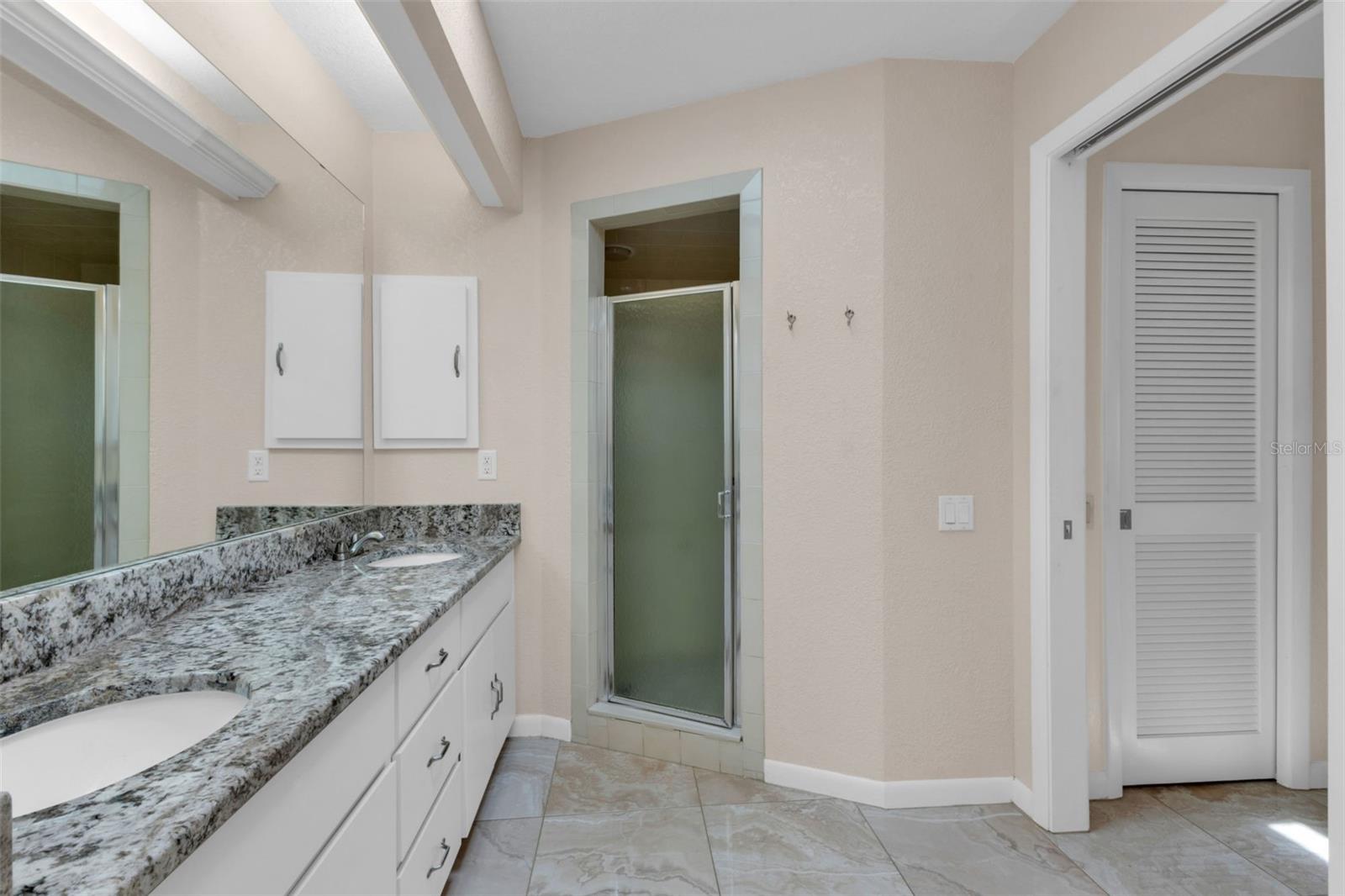 Image 16 of 65 For 29350 Sam Way