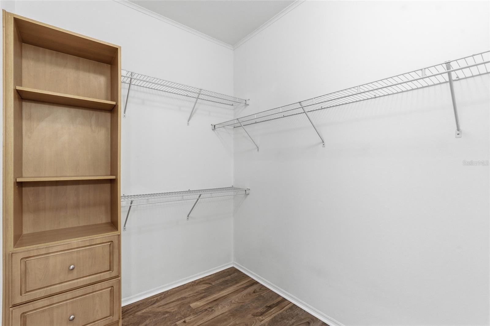 Image 12 of 30 For 24556 Rio Villa Lakes Circle