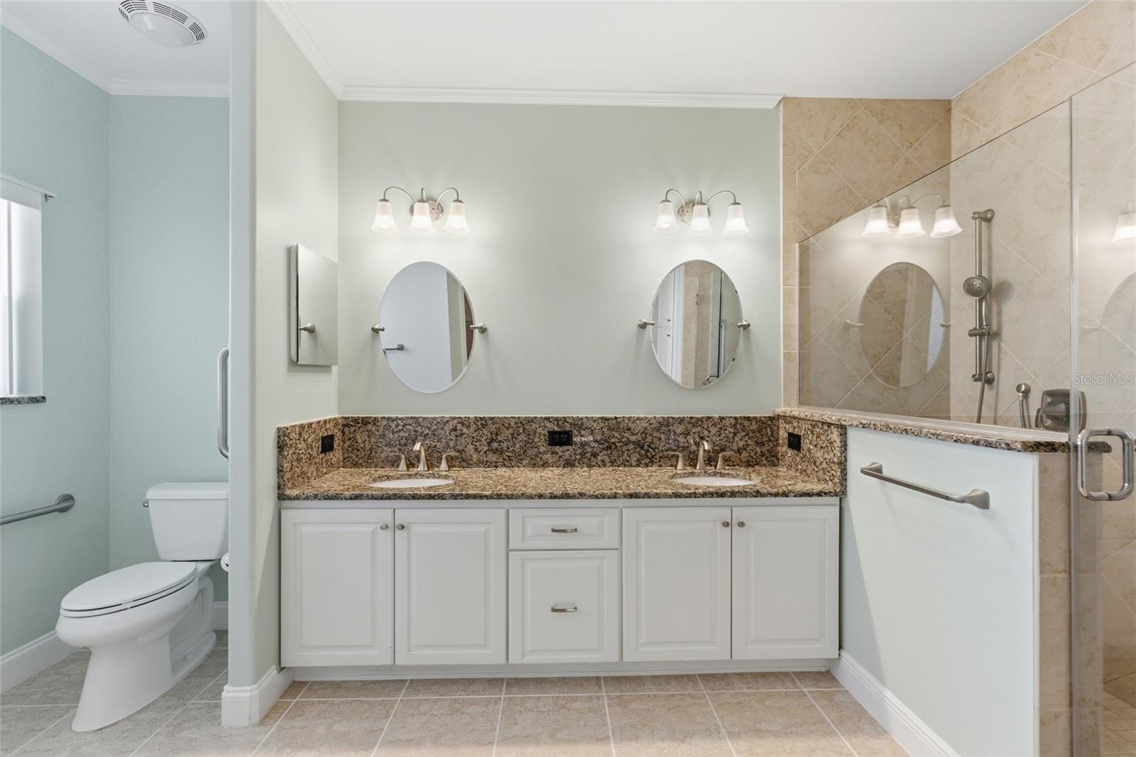 Image 13 of 30 For 24556 Rio Villa Lakes Circle