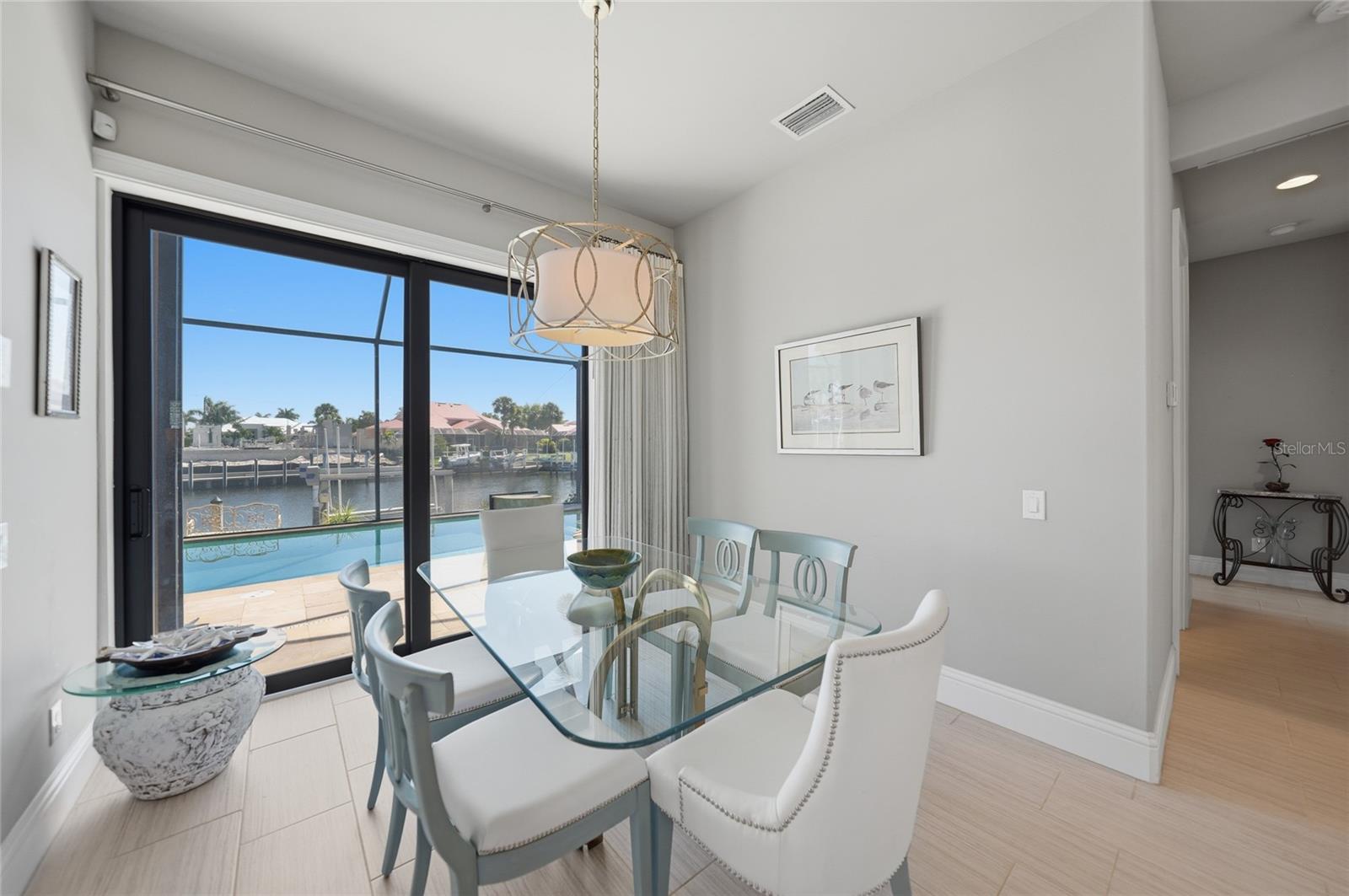 Image 16 of 51 For 1210 Mineo Drive