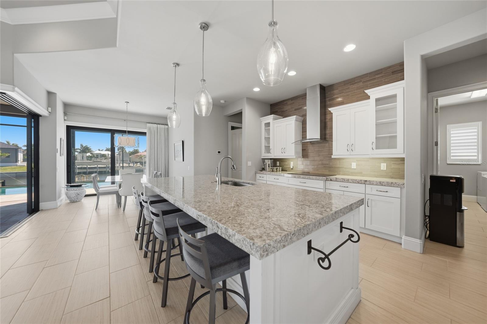 Image 21 of 51 For 1210 Mineo Drive