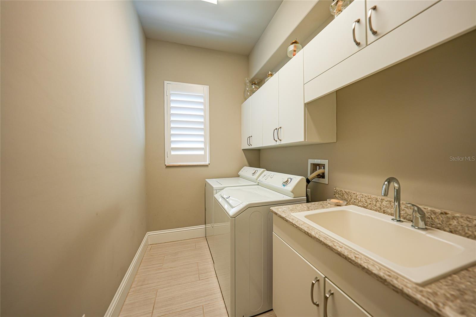 Image 49 of 51 For 1210 Mineo Drive