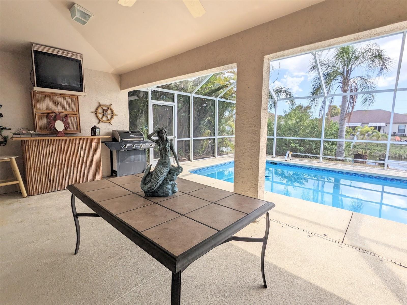 Image 40 of 76 For 546 4th Street