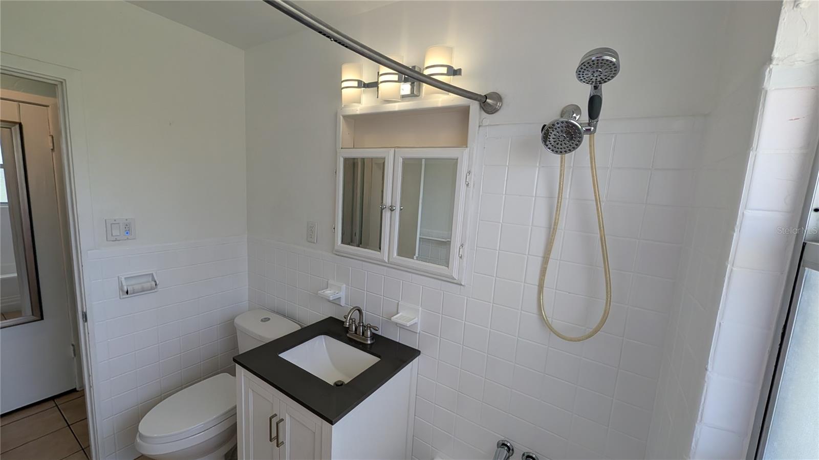 Image 38 of 54 For 1212 Pineland Avenue