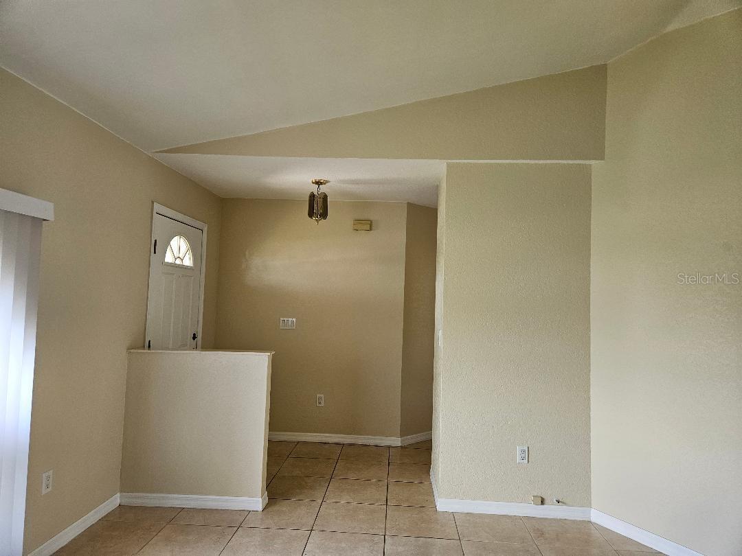 Image 10 of 28 For 27272 Guapore Drive