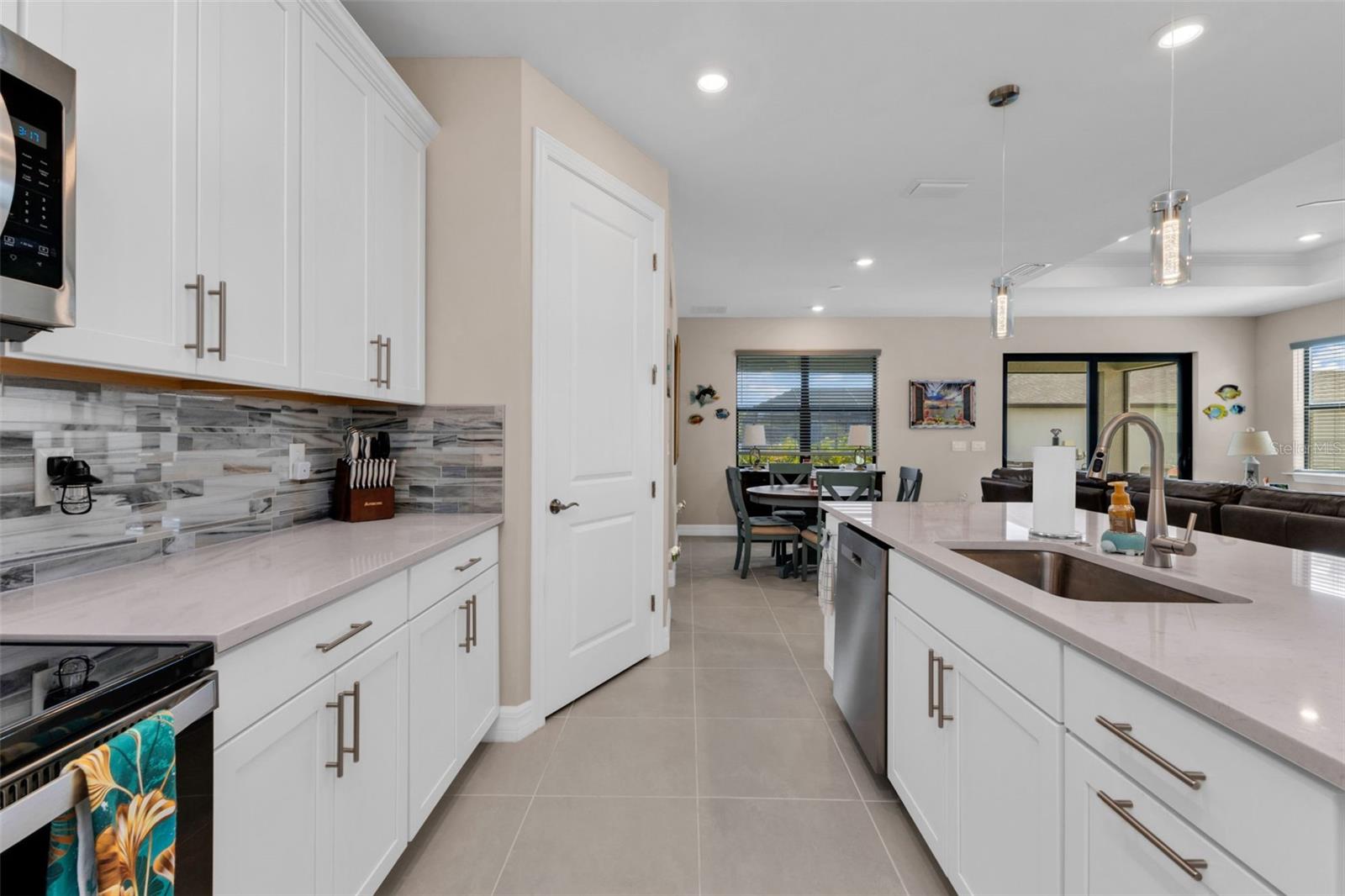 Image 11 of 44 For 2117 Laurifolia Court