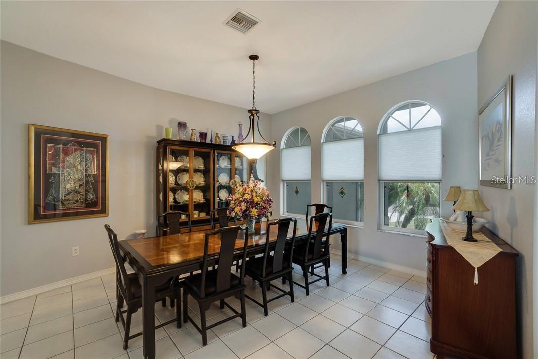 Image 11 of 36 For 15352 Pottstown Avenue