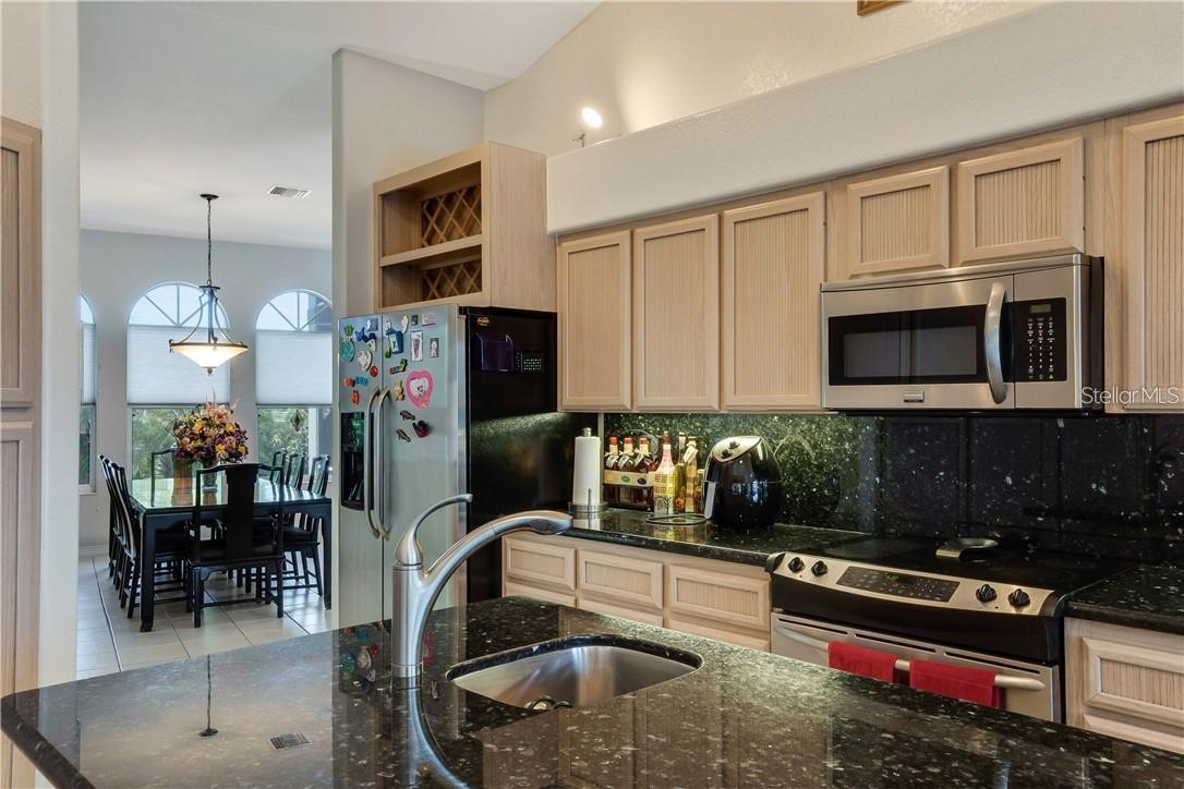 Image 12 of 36 For 15352 Pottstown Avenue