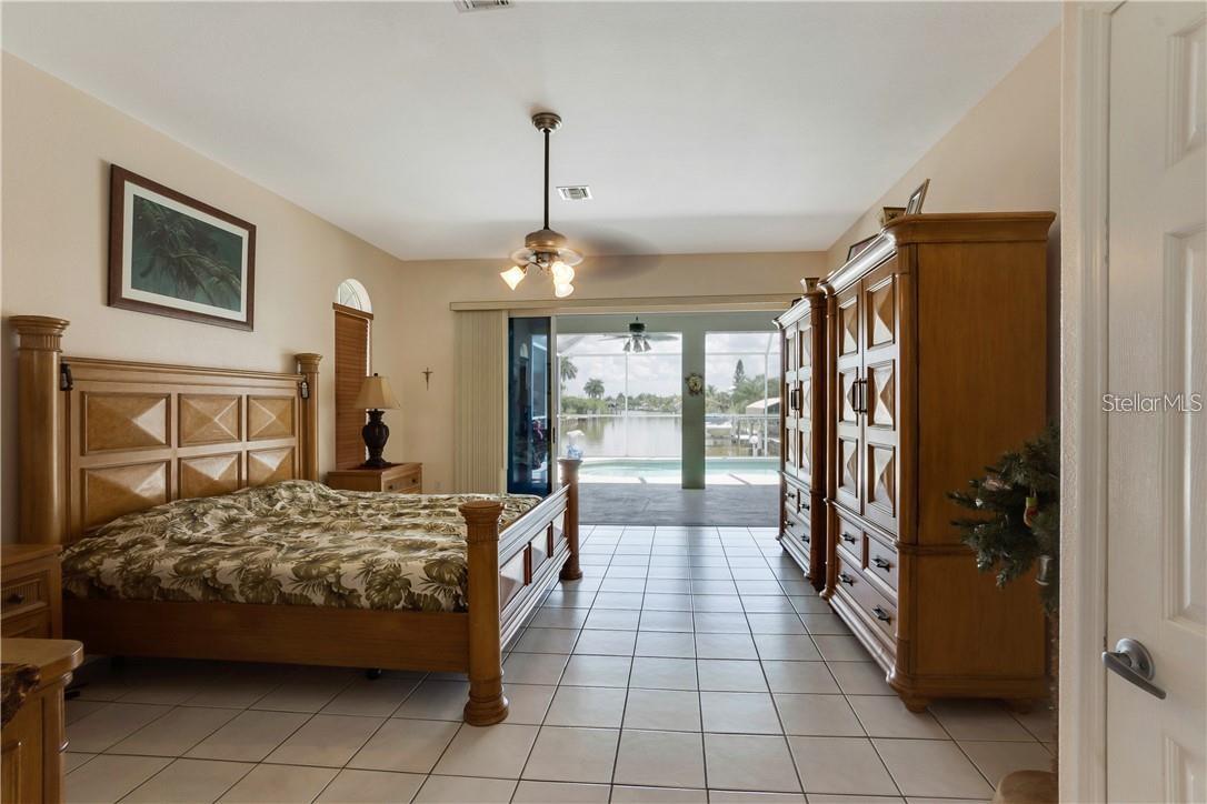 Image 19 of 36 For 15352 Pottstown Avenue