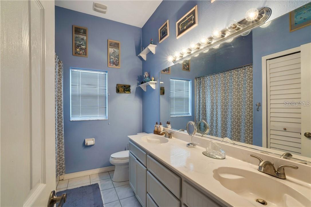 Image 25 of 36 For 15352 Pottstown Avenue