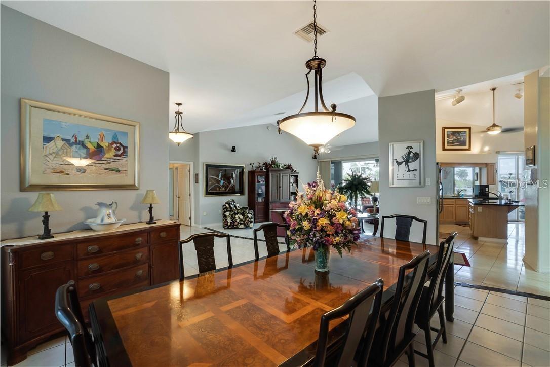 Image 9 of 36 For 15352 Pottstown Avenue