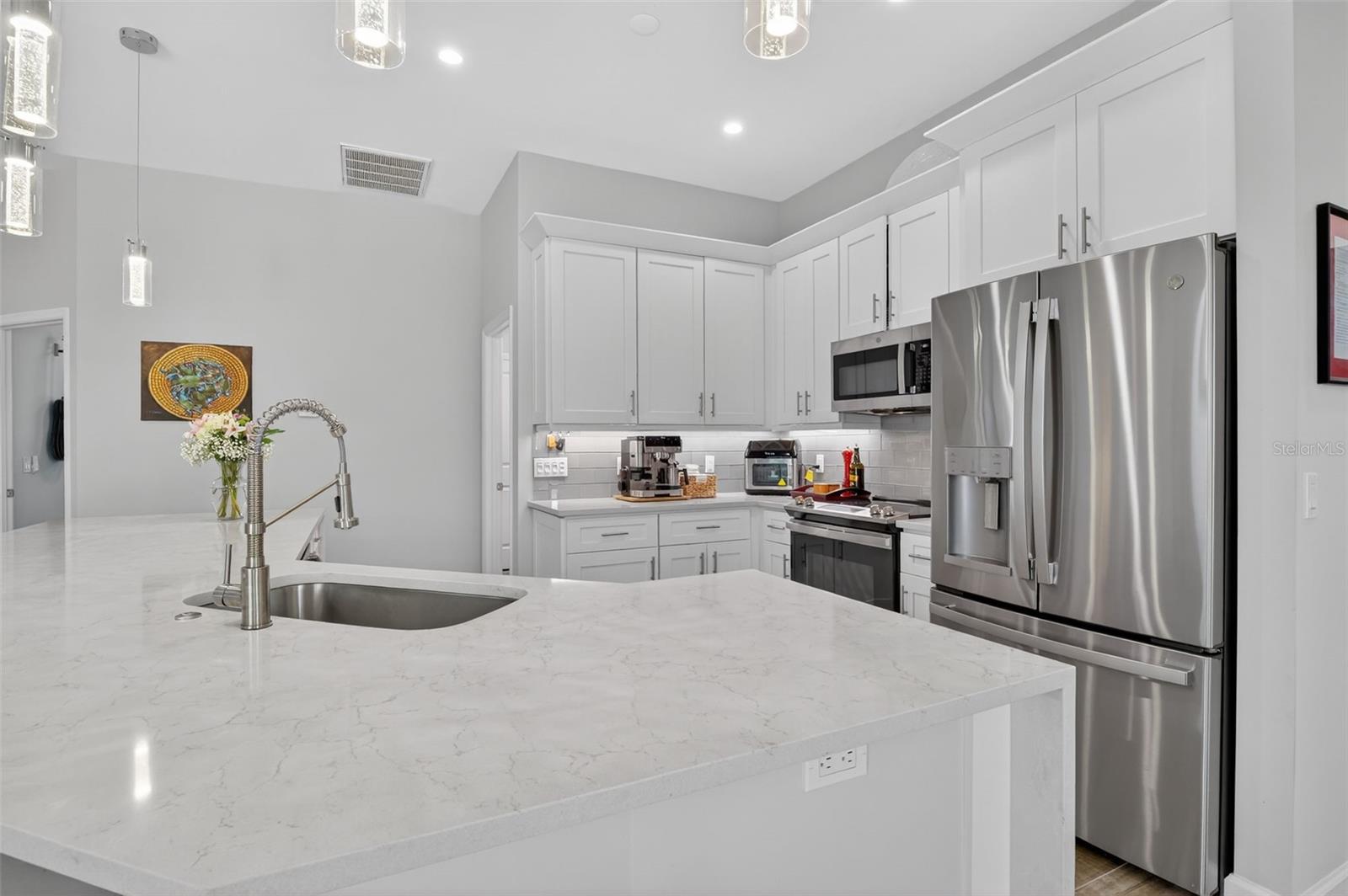 Image 35 of 88 For 230 18th Street