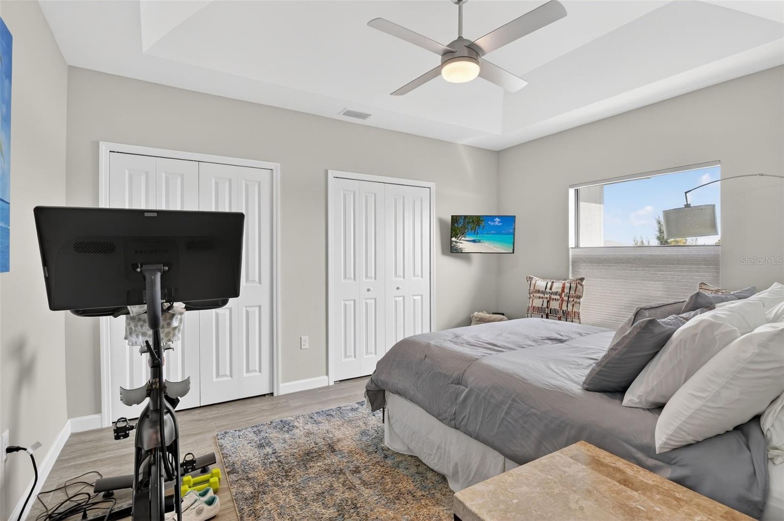 Image 44 of 88 For 230 18th Street