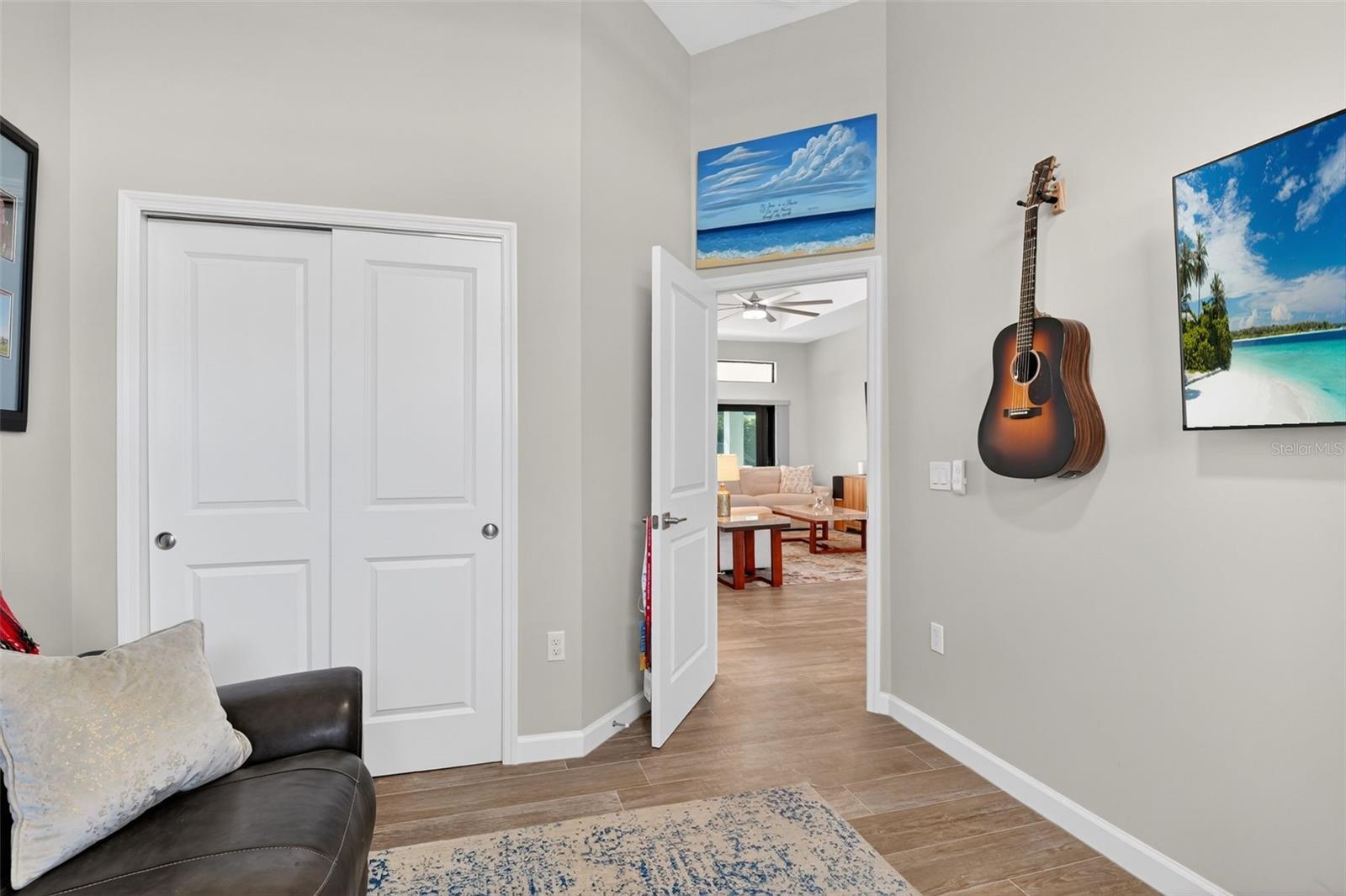 Image 59 of 88 For 230 18th Street