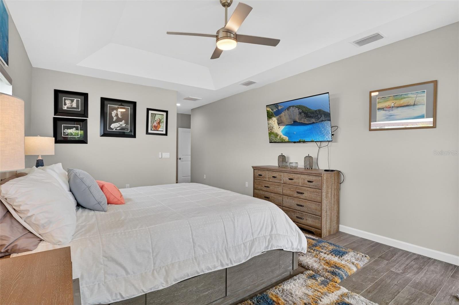 Image 69 of 88 For 230 18th Street