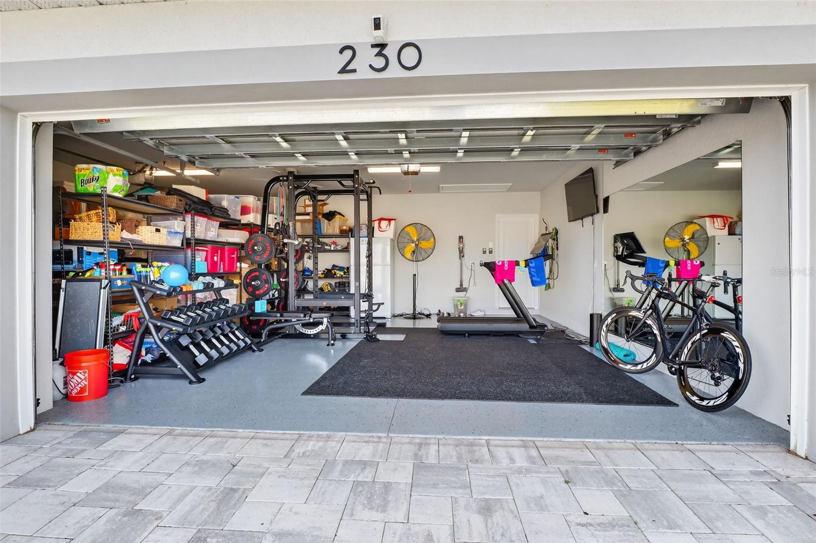 Image 76 of 88 For 230 18th Street