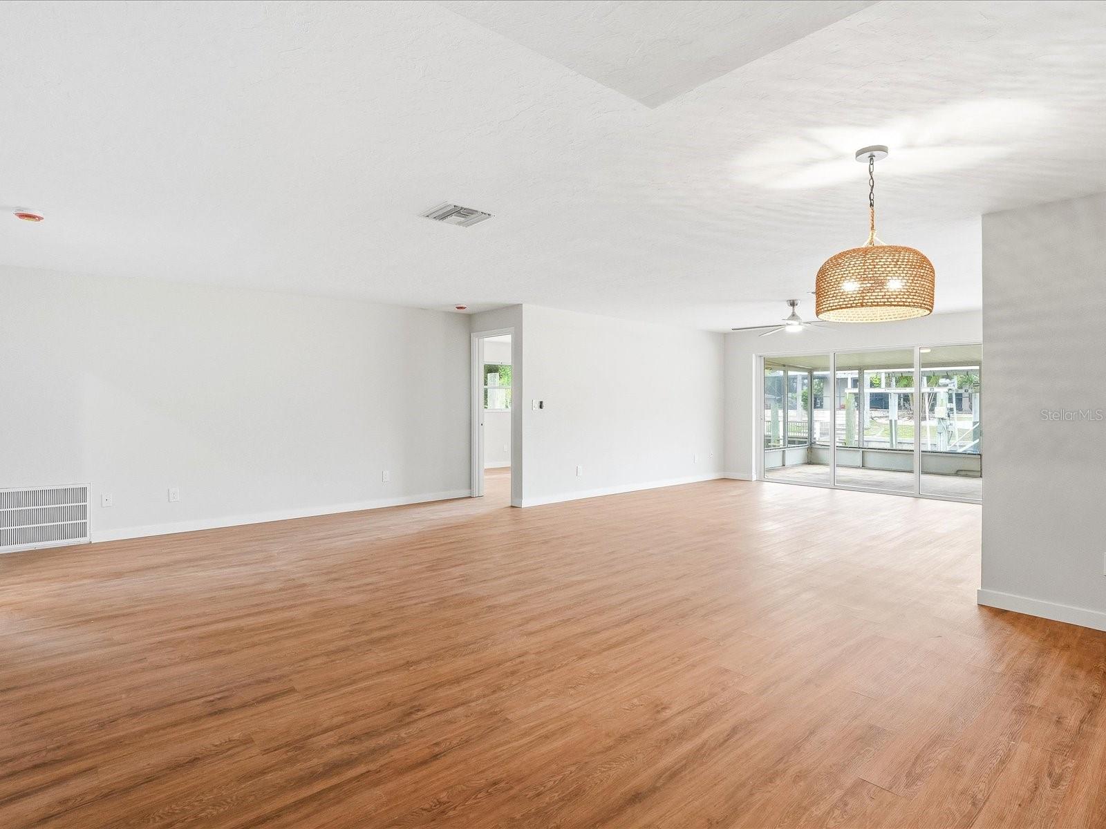 Image 3 of 30 For 235 Pompano Terrace