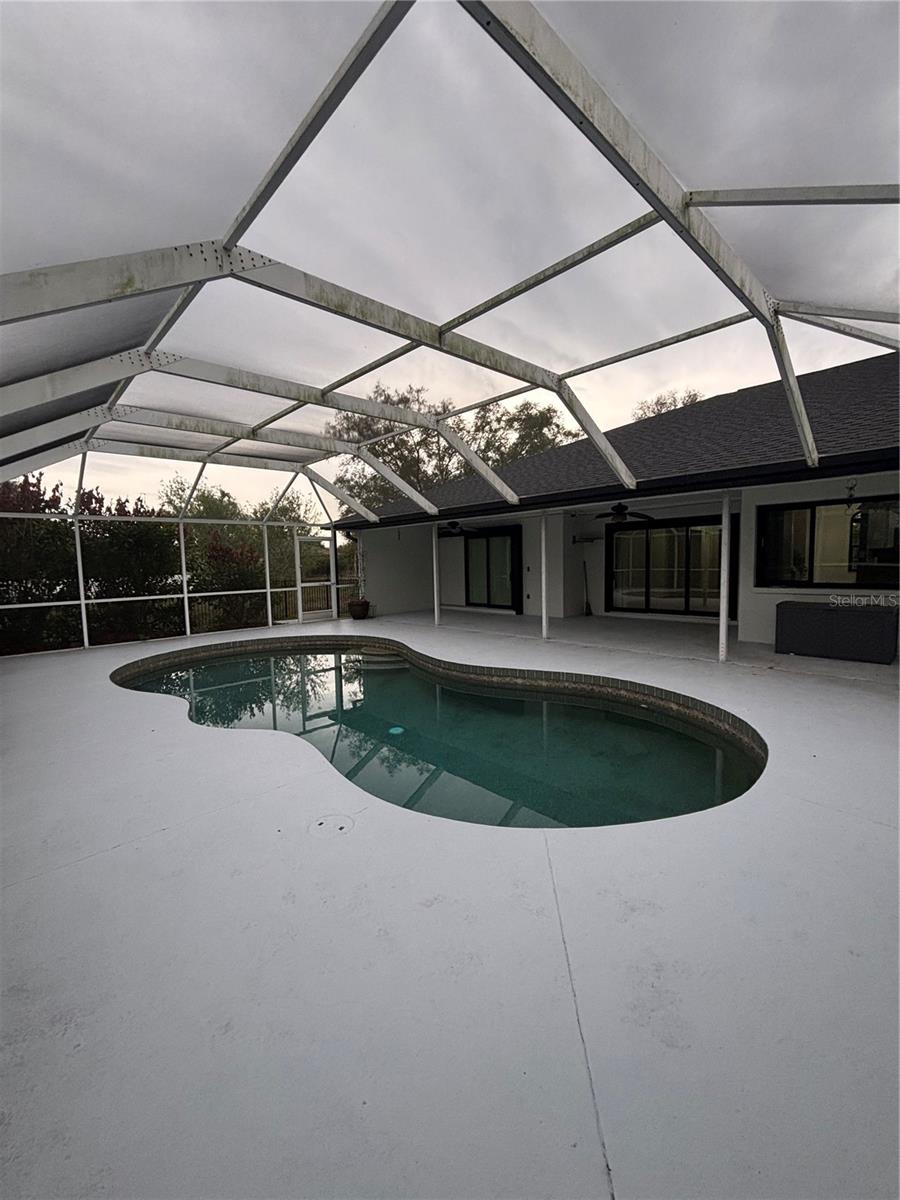 Image 20 of 85 For 8444 Delong Avenue