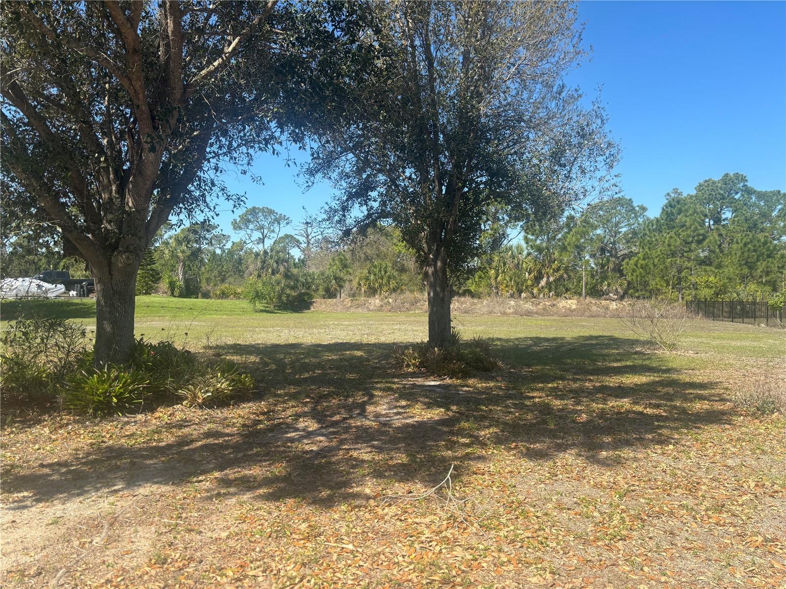 Image 33 of 85 For 8444 Delong Avenue