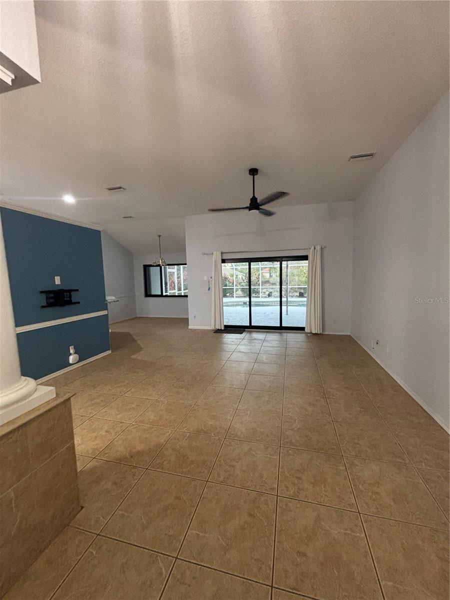 Image 6 of 85 For 8444 Delong Avenue