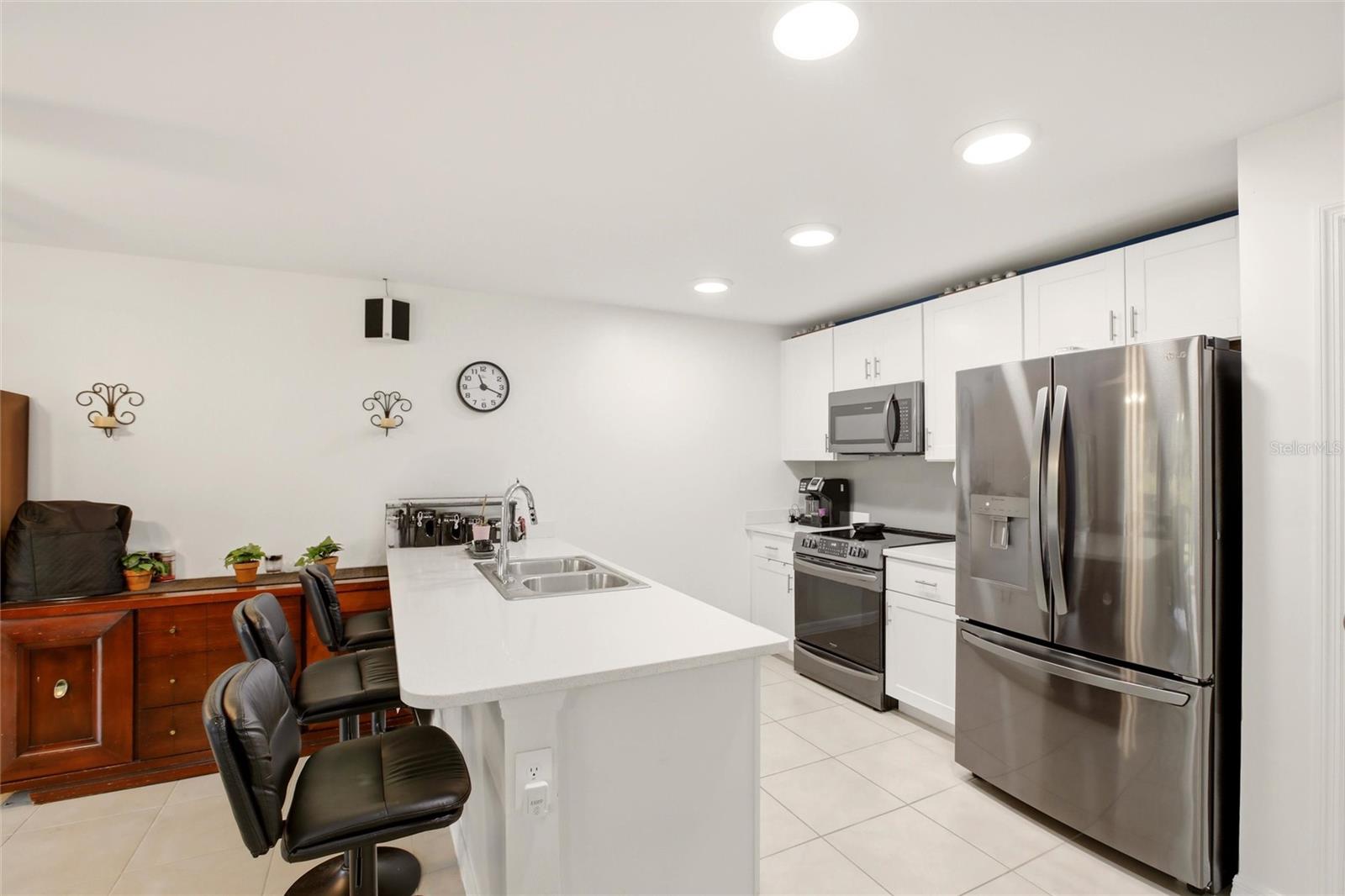 Image 7 of 33 For 3215 Sorrel Street