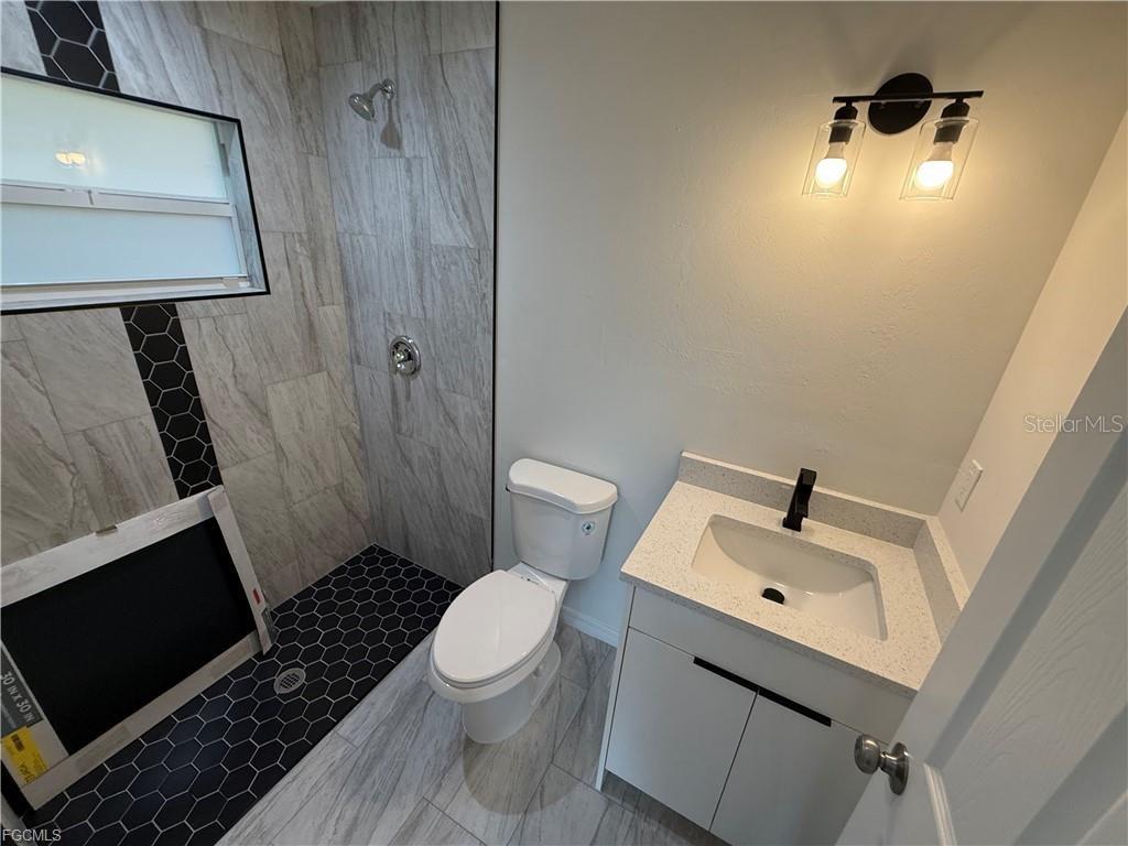 Image 11 of 16 For 27079-27083 Washington Street