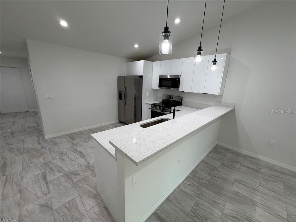 Image 6 of 16 For 27079-27083 Washington Street