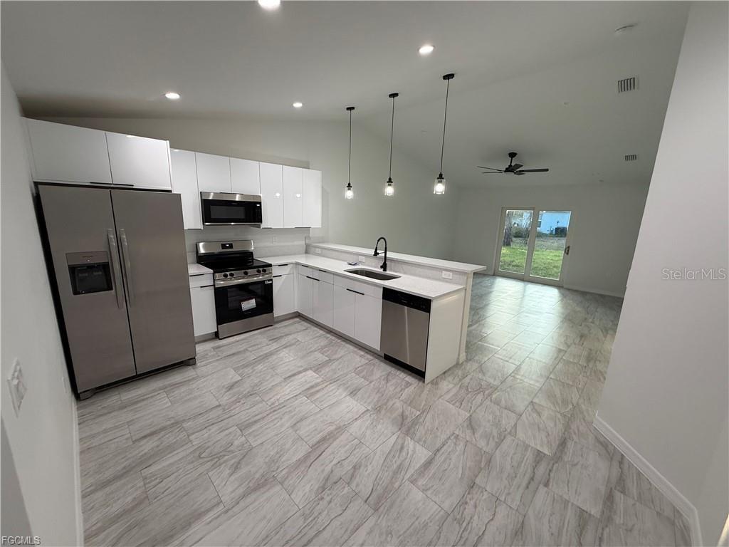 Image 7 of 16 For 27079-27083 Washington Street