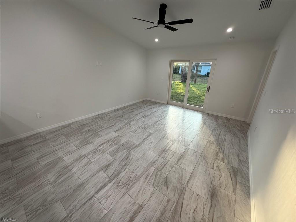 Image 9 of 16 For 27079-27083 Washington Street