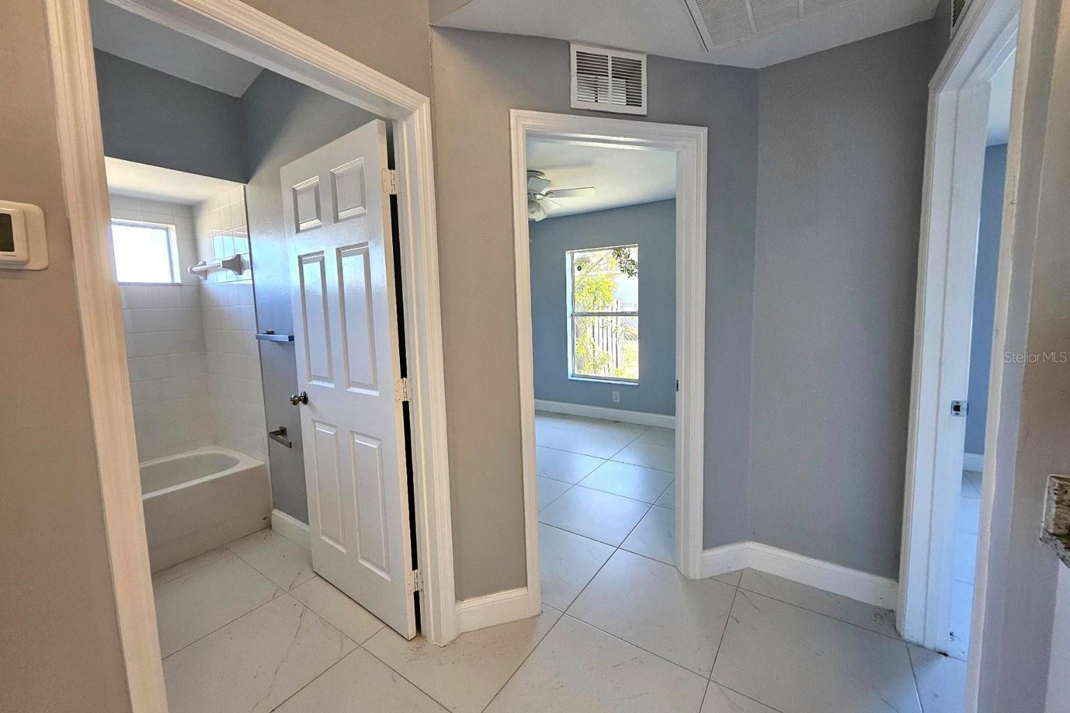 Image 16 of 27 For 3012 40th Street Sw