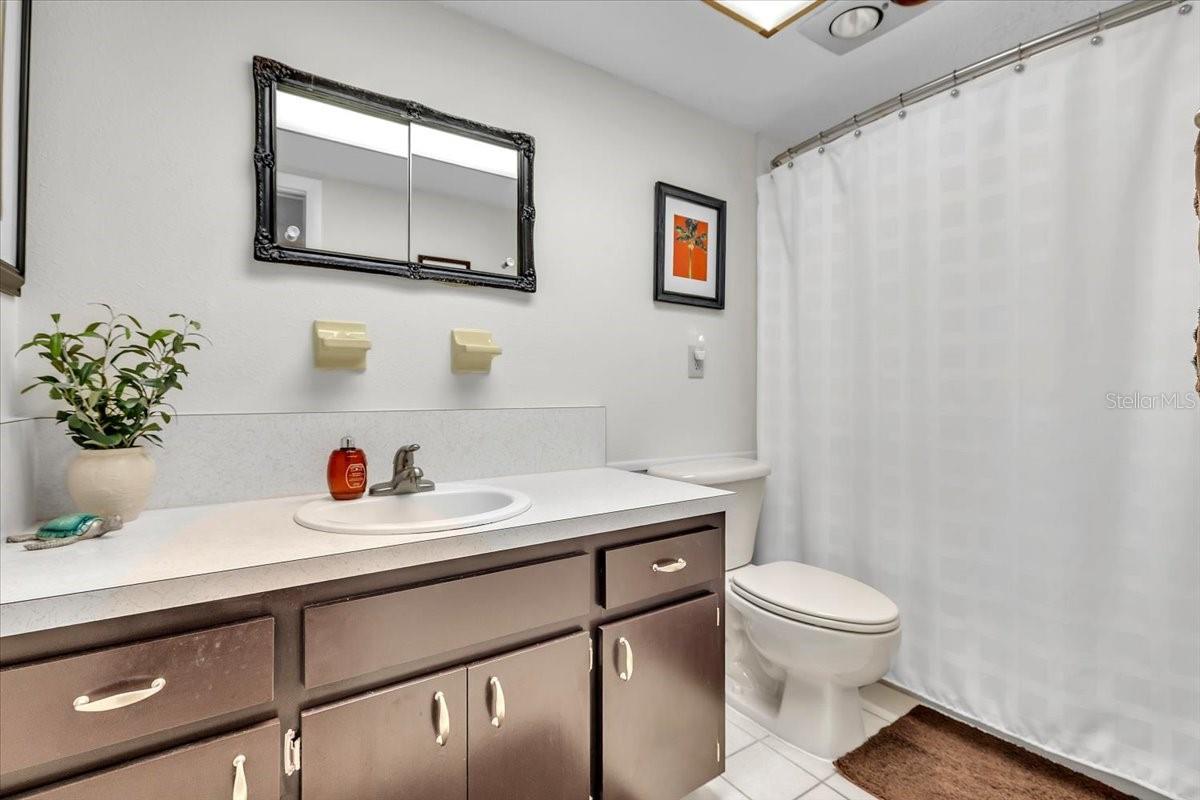 Image 15 of 39 For 4085 Drance Street