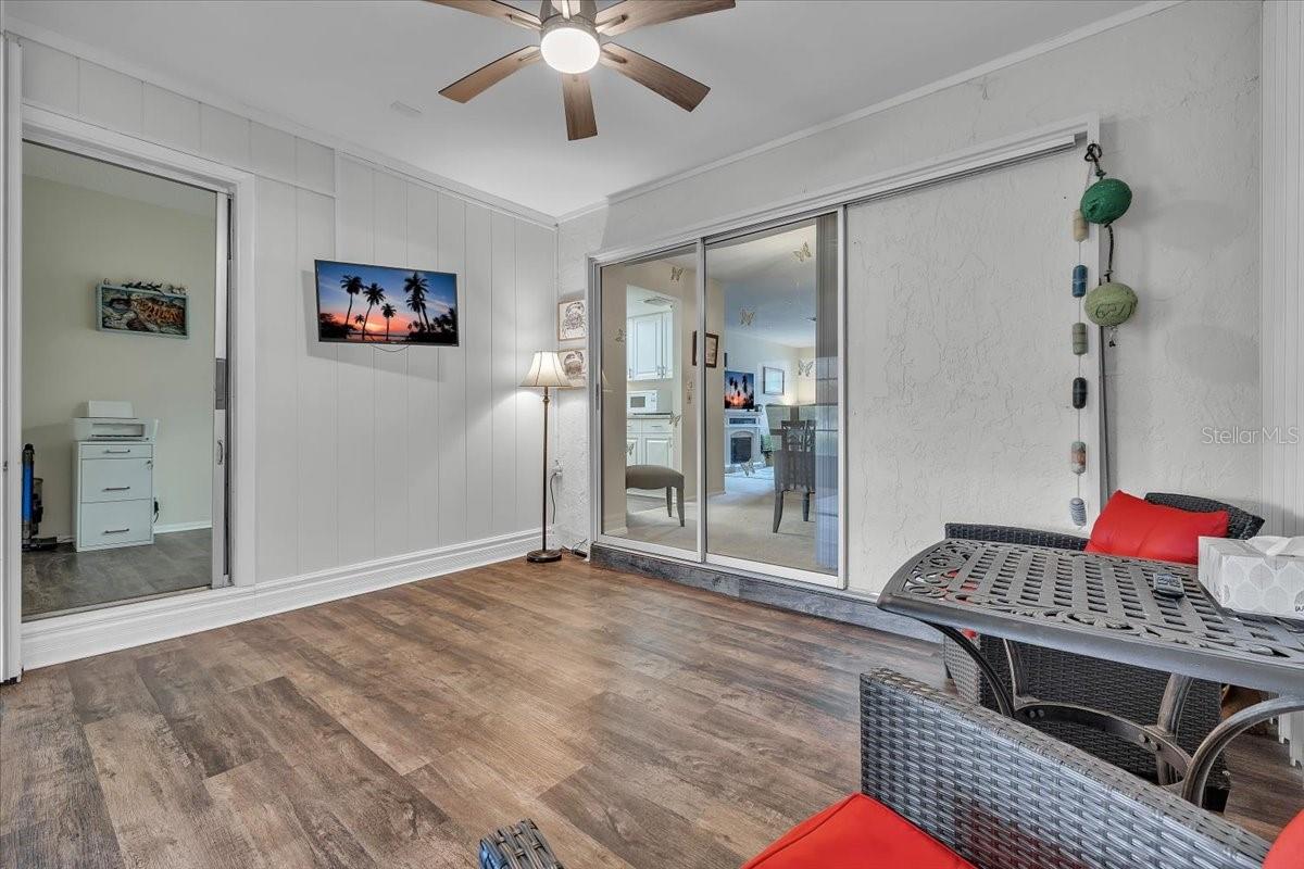 Image 25 of 39 For 4085 Drance Street