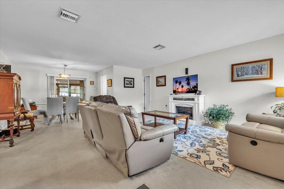 Image 3 of 39 For 4085 Drance Street