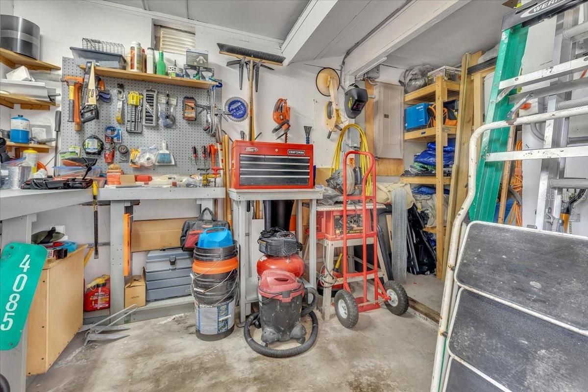 Image 31 of 39 For 4085 Drance Street