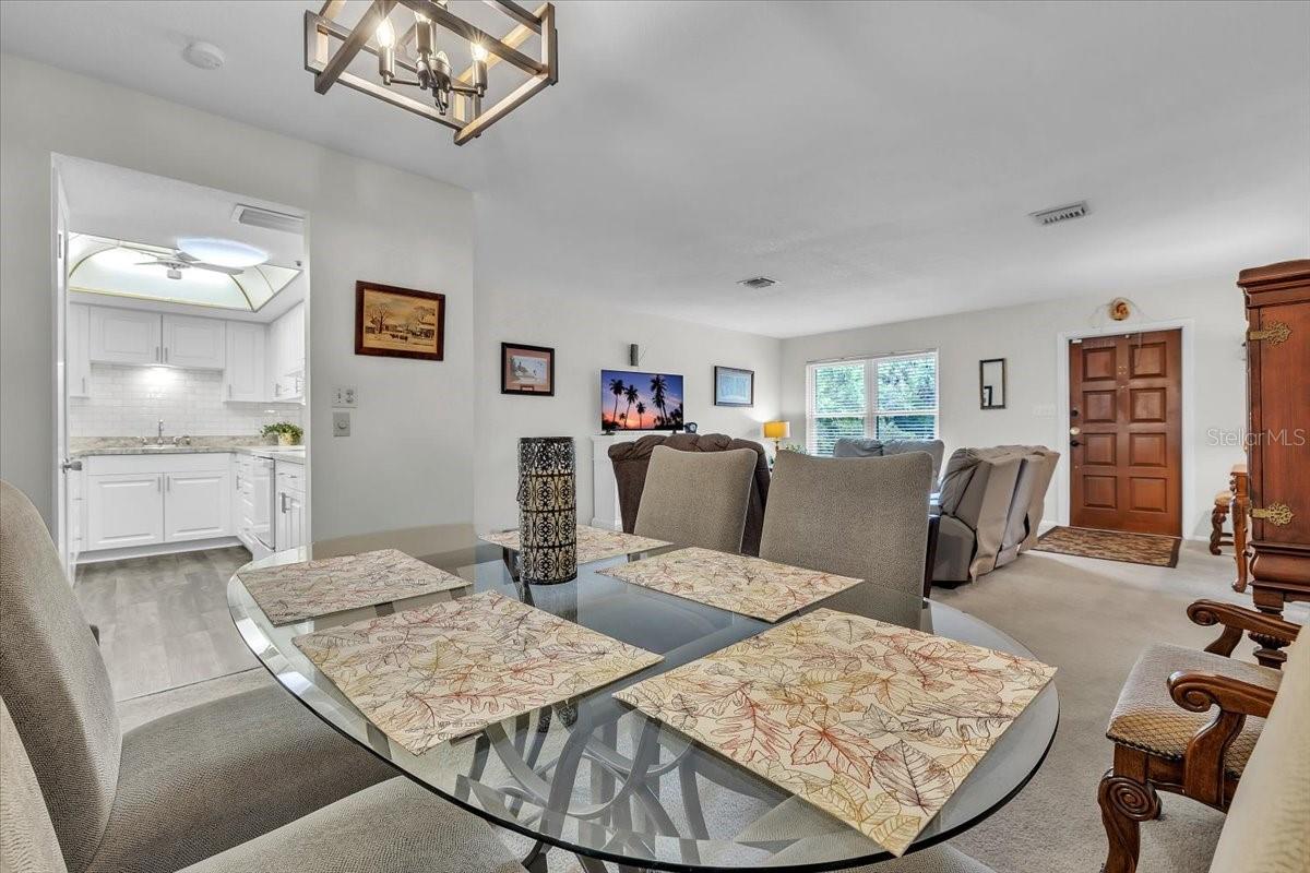 Image 8 of 39 For 4085 Drance Street