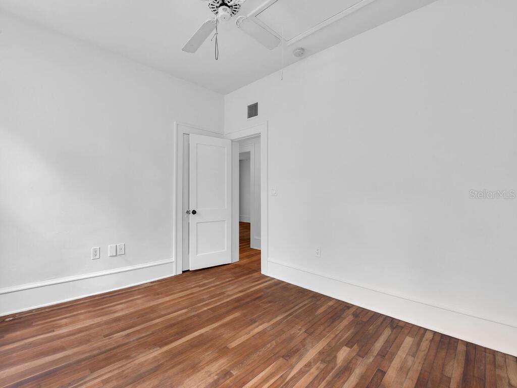 Image 18 of 33 For 1446 Poinciana Avenue