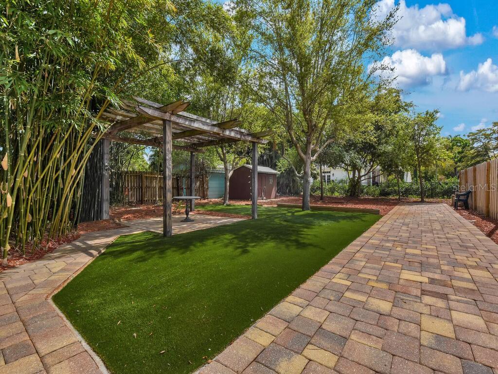 Image 25 of 33 For 1446 Poinciana Avenue